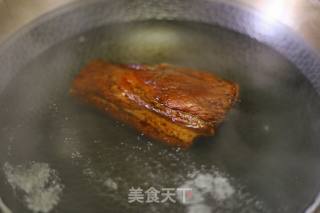 蒜薹炒腊肉的做法步骤：1
