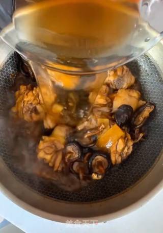 香菇鸡肉的做法步骤：10