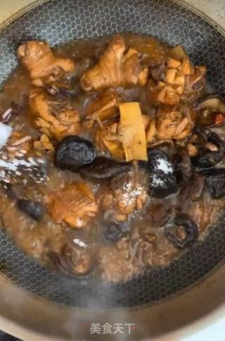 香菇鸡肉的做法步骤：11
