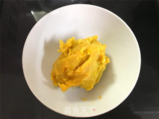 红薯香蕉糯米煎饼的做法步骤：1