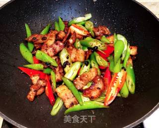 农家炒肉的做法步骤：4