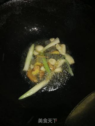 #团圆饭#红烧排骨的做法步骤：7