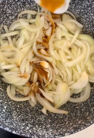 洋葱炒牛肉的做法步骤：10