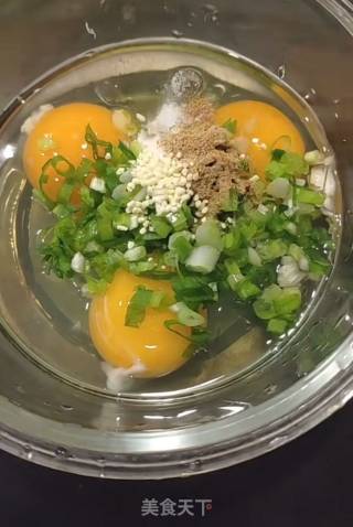 西红柿鸡蛋蒸饺的做法步骤：1