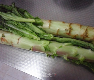 酱爆青笋的做法步骤：1