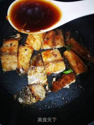 香煎鲅鱼的做法步骤：7