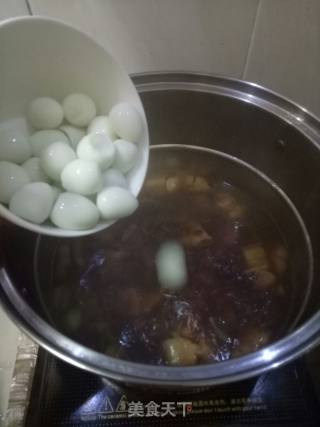 五花肉烧土豆鹌鹑蛋的做法步骤：10