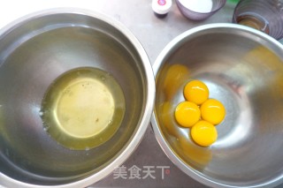 喜庆蛋糕卷的做法步骤：2