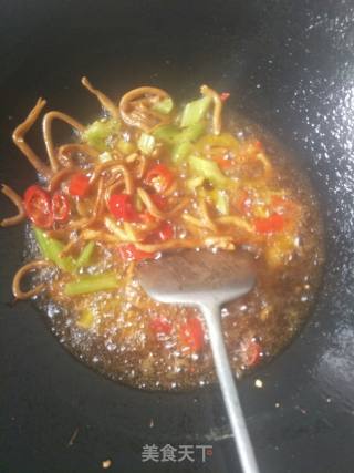 爆炒鸭肠的做法步骤：6