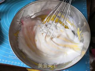 戚风蛋糕的做法步骤：9