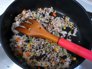 香香美美滴~【南瓜糯米盅饭】的做法步骤：10