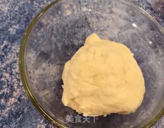 鲜虾猪肉煎饺的做法步骤：2