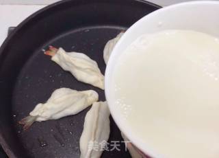 鲜虾猪肉煎饺的做法步骤：8