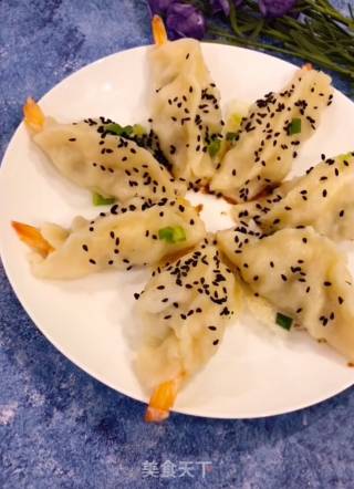 鲜虾猪肉煎饺的做法步骤：11