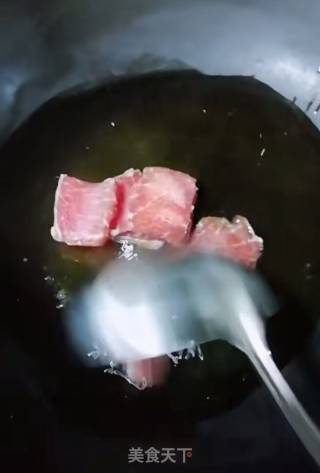 尖椒干豆腐的做法步骤：2