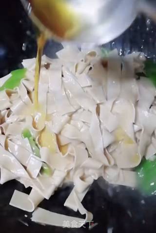 尖椒干豆腐的做法步骤：8