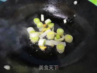 葱香花菜的做法步骤：2