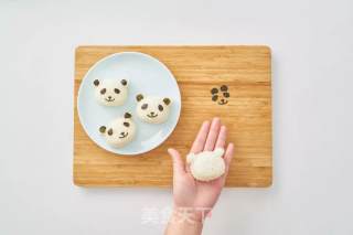 熊猫饭团的做法步骤：7