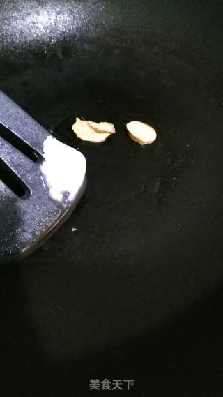 鸡肉丸豆腐汤的做法步骤：2