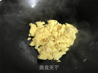 洋葱炒鸡蛋的做法步骤：6