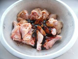 烤肉味鸡翅根的做法步骤：4