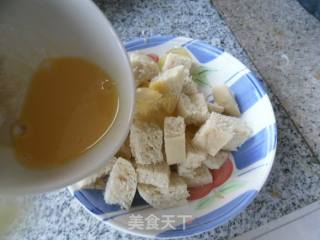 苦瓜炒馒头丁的做法步骤：4