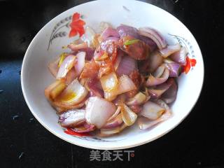 腊肠洋葱片的做法步骤：10