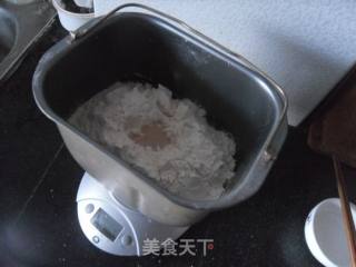 炼乳面包的做法步骤：2