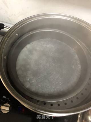 自制卷面皮凉皮的做法步骤：11