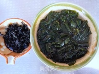 虫草花味噌米粉的做法步骤：1