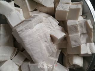 #团圆饭#小葱炒豆腐的做法步骤：1