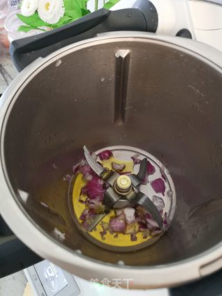 邢小秋~年夜饭无水蜜汁排骨的做法步骤：1