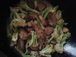 #团圆饭#排骨烧菜花的做法步骤：9