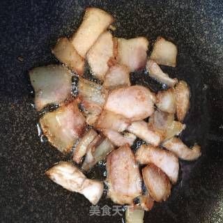 肉片炒苦瓜的做法步骤：3
