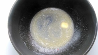 酥皮奶油红泡芙的做法步骤：4