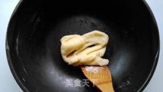 酥皮奶油红泡芙的做法步骤：6