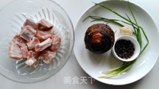 豆豉芋艿蒸排骨的做法步骤：1