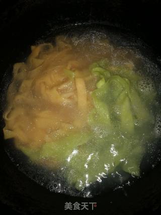 辣椒油拌面的做法步骤：3