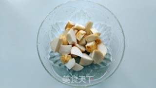 芋艿炖鸡汤的做法步骤：6