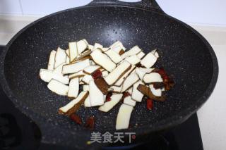 韭黄炒豆干的做法步骤：5