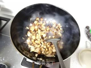 荷叶糯米鸡饭的做法步骤：6