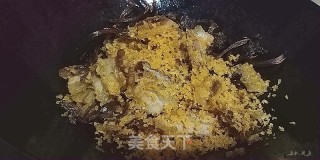 香酥回锅肉的做法步骤：11