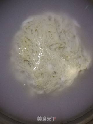 五彩水晶蒸饺的做法步骤：3