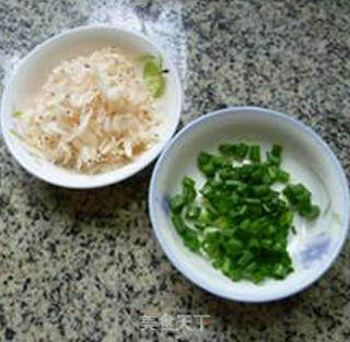 韭菜鸡蛋馅锅贴的做法步骤：3