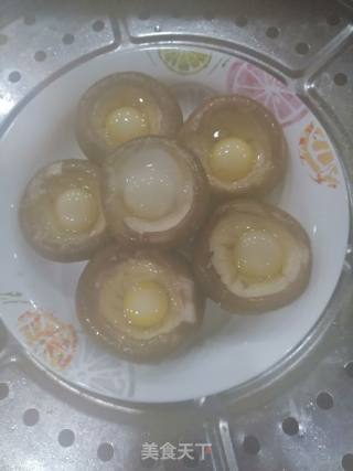 香菇酿鹌鹑蛋的做法步骤：4