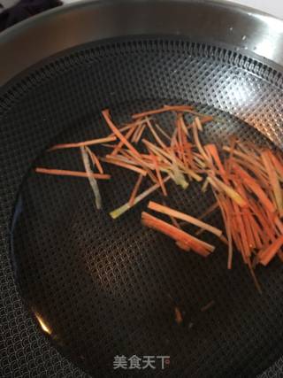 金针菇菠菜拌海参的做法步骤：5