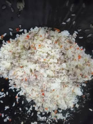 剁椒l肉末炒饭的做法步骤：4