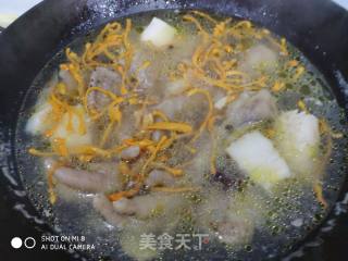 猴头菇虫草花鸡脚汤的做法步骤：7
