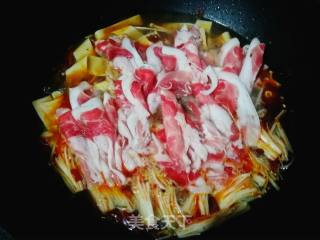 #团圆饭#金针菇千张煮羊肉卷的做法步骤：9