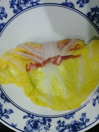 白菜肉卷的做法步骤：5